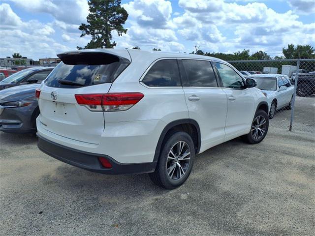 used 2018 Toyota Highlander car, priced at $24,995