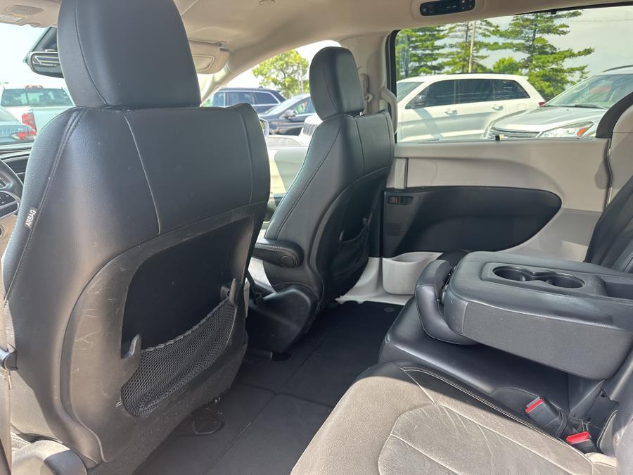 used 2017 Chrysler Pacifica car, priced at $9,995