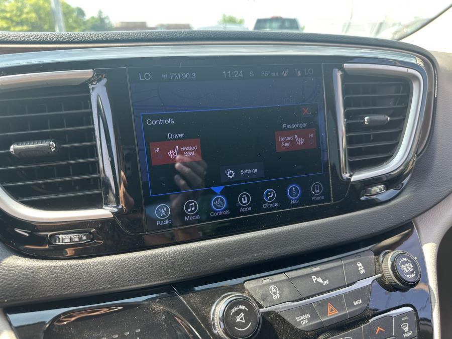 used 2017 Chrysler Pacifica car, priced at $9,995