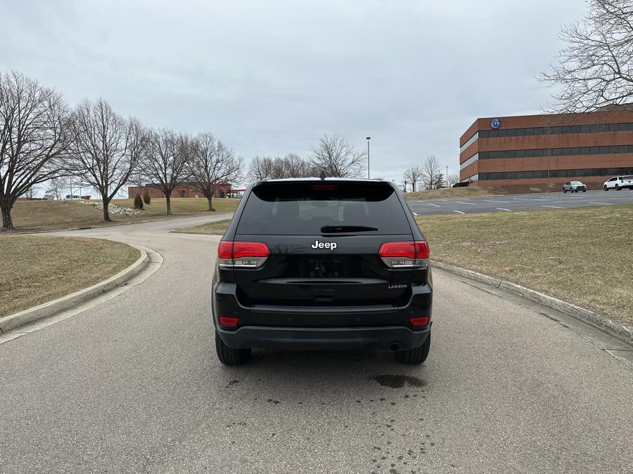 used 2017 Jeep Grand Cherokee car, priced at $11,995