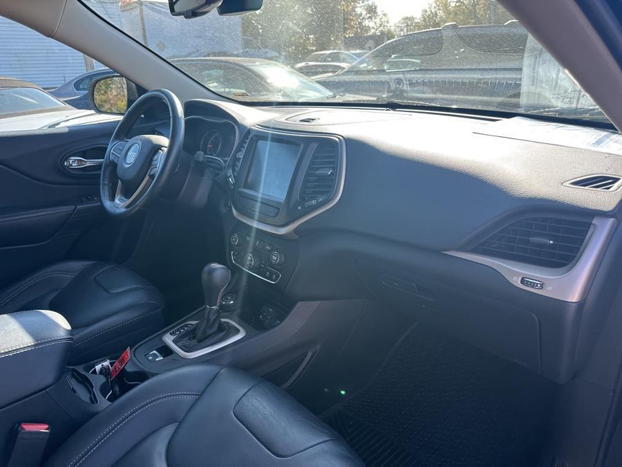 used 2015 Jeep Cherokee car, priced at $9,995