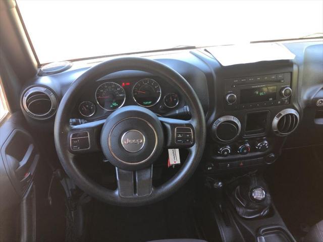 used 2015 Jeep Wrangler Unlimited car, priced at $17,995