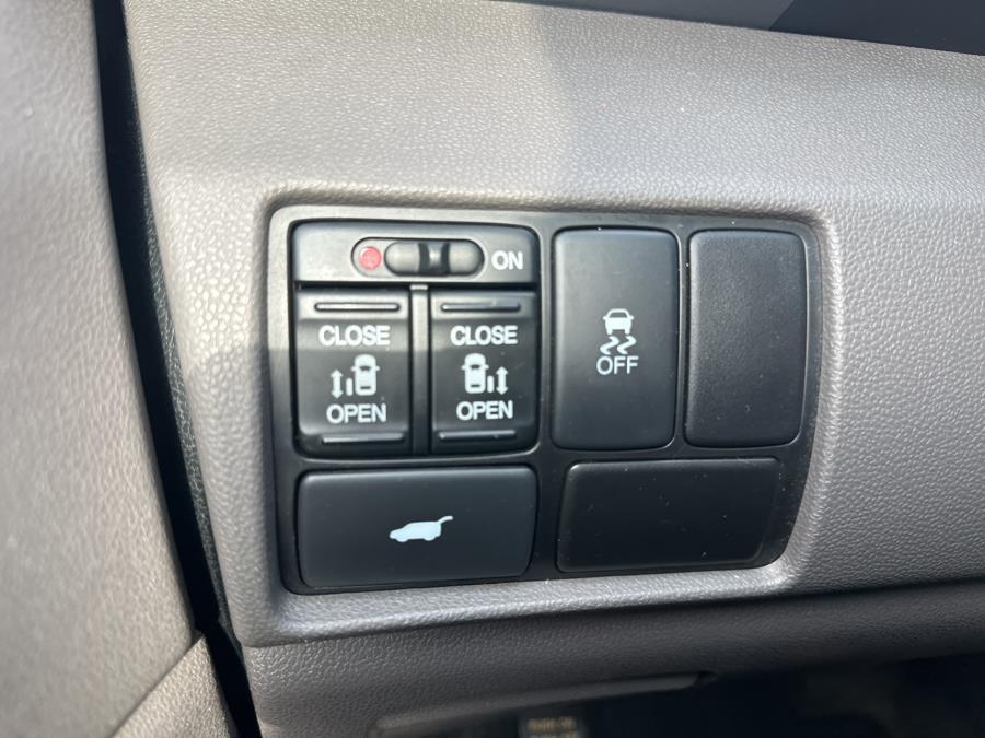 used 2012 Honda Odyssey car, priced at $7,495