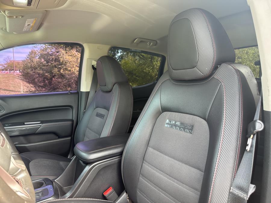 used 2015 GMC Canyon car, priced at $13,995