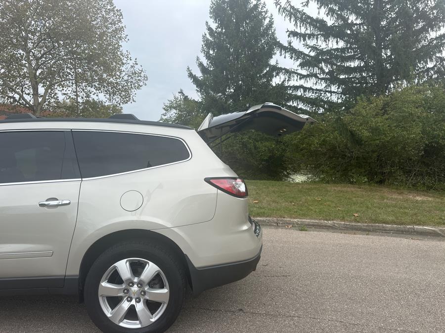 used 2017 Chevrolet Traverse car, priced at $14,995
