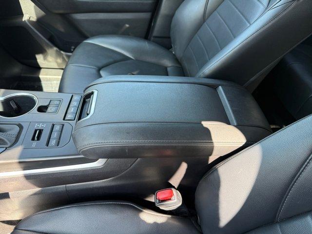 used 2020 Toyota Highlander car, priced at $27,750