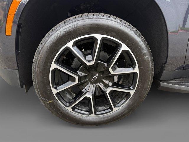 new 2025 Chevrolet Suburban car, priced at $70,850