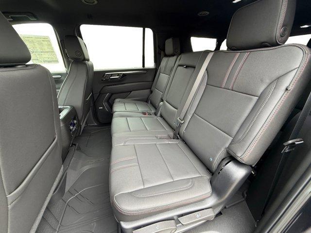 new 2025 Chevrolet Suburban car, priced at $70,850