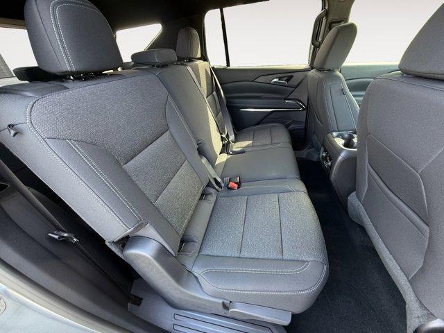 new 2026 Chevrolet Traverse car, priced at $46,205