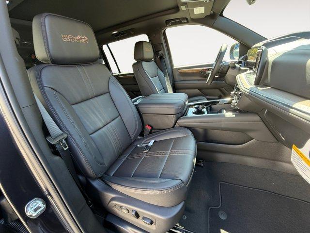 new 2025 Chevrolet Suburban car, priced at $81,760