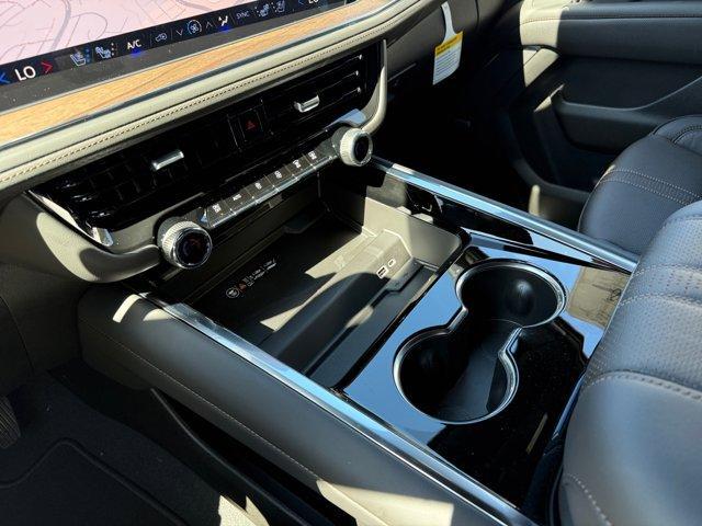 new 2025 Chevrolet Suburban car, priced at $81,760