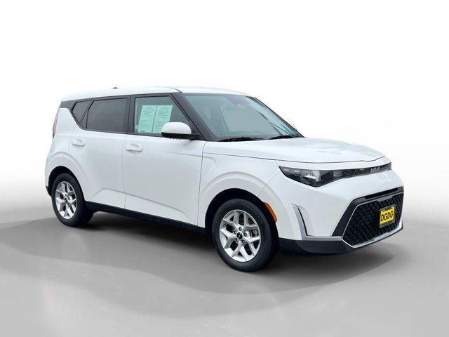 used 2023 Kia Soul car, priced at $15,864