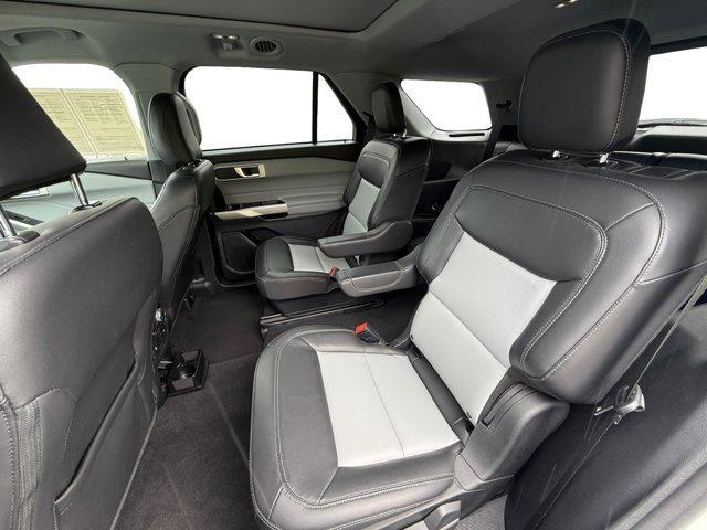 used 2022 Ford Explorer car, priced at $30,950