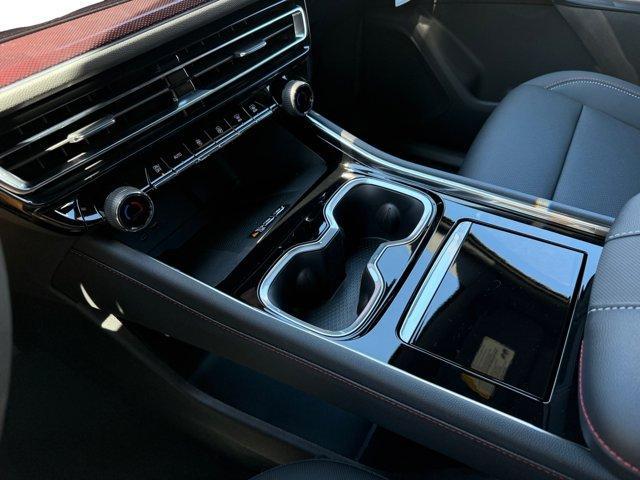 new 2026 Chevrolet Traverse car, priced at $55,085