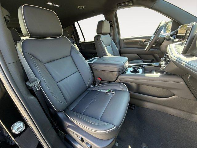 new 2025 Chevrolet Suburban car, priced at $74,695