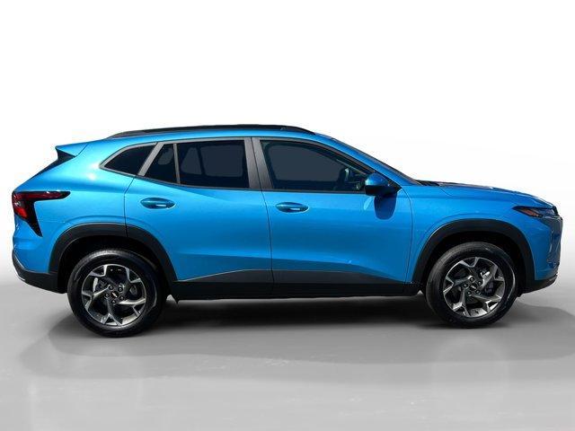 new 2025 Chevrolet Trax car, priced at $25,380