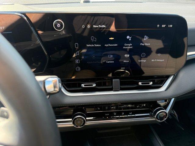 used 2025 Chevrolet Equinox car, priced at $23,950