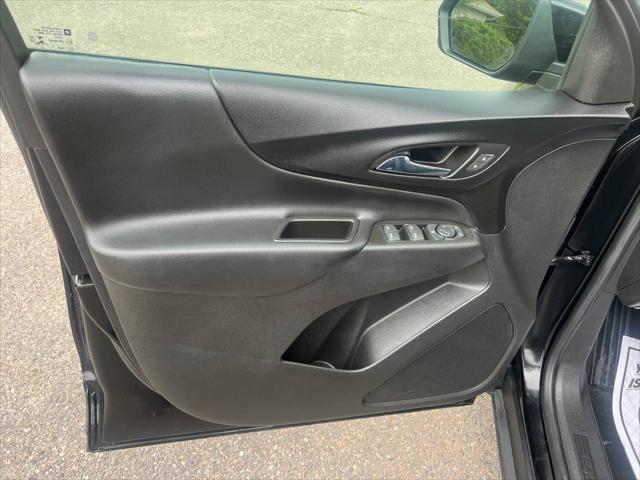 used 2022 Chevrolet Equinox car, priced at $17,999