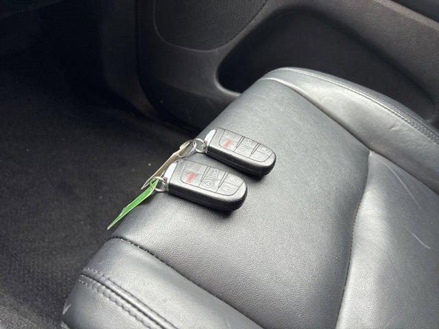 used 2022 Jeep Grand Cherokee WK car, priced at $31,990