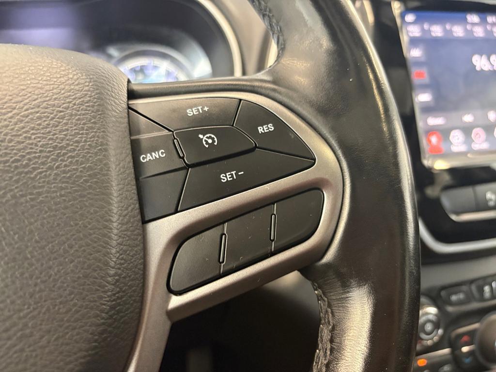 used 2020 Jeep Cherokee car, priced at $20,691