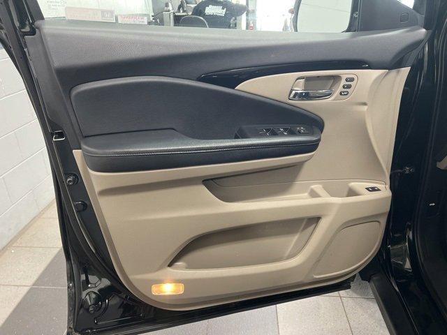 used 2019 Honda Pilot car, priced at $25,492