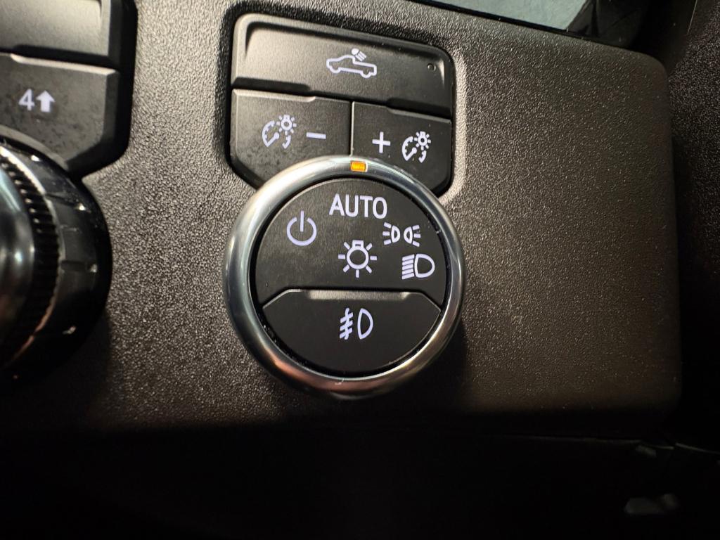 used 2023 GMC Sierra 1500 car, priced at $41,994
