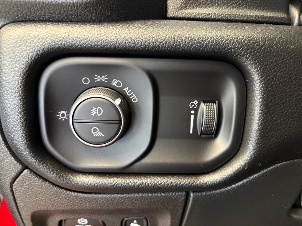 used 2022 Ram 1500 car, priced at $41,492
