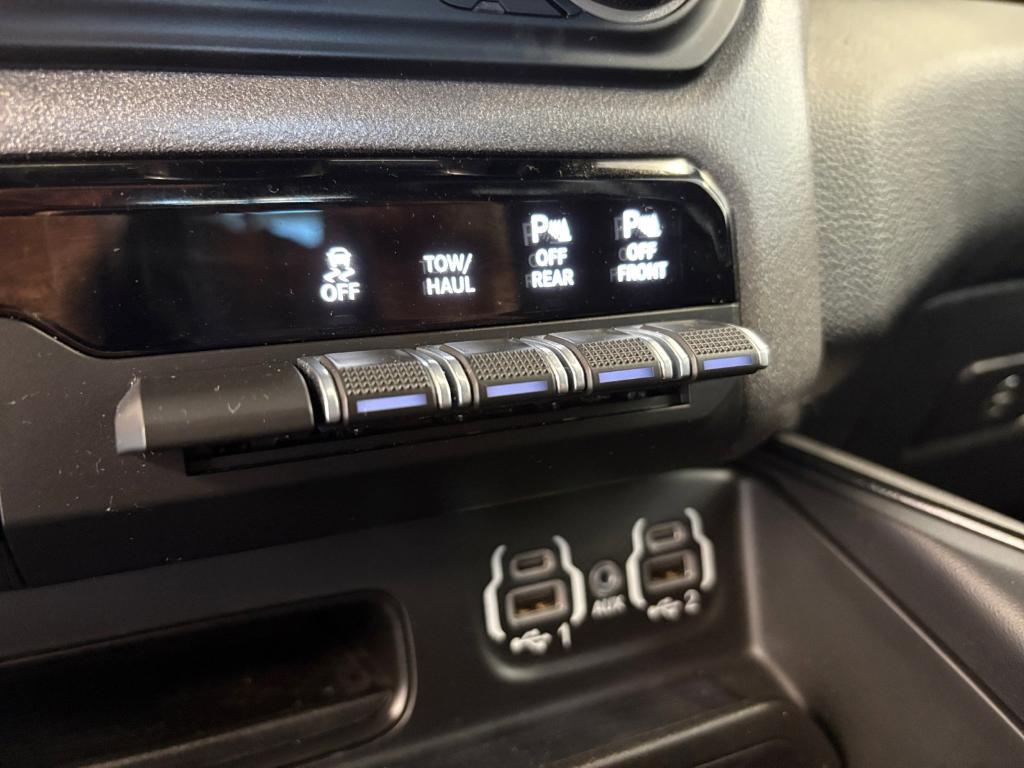 used 2022 Ram 1500 car, priced at $41,492