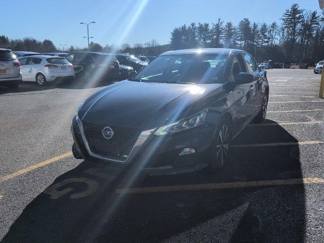 used 2022 Nissan Altima car, priced at $22,490