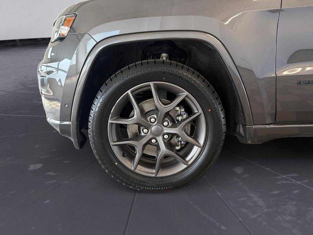 used 2021 Jeep Grand Cherokee car, priced at $33,992