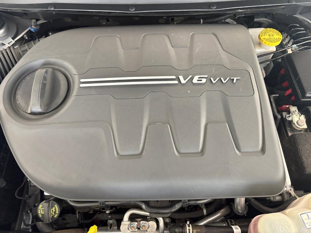 used 2020 Jeep Cherokee car, priced at $19,494