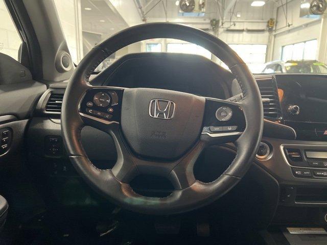 used 2022 Honda Pilot car, priced at $30,492