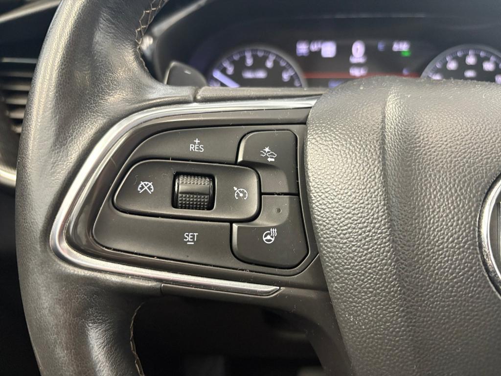 used 2021 Buick Envision car, priced at $22,913