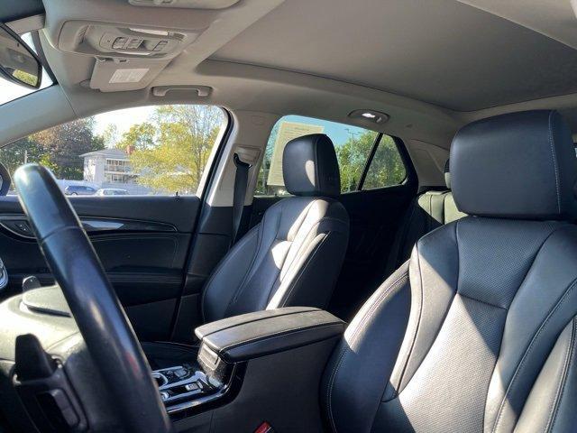 used 2021 Buick Envision car, priced at $23,490