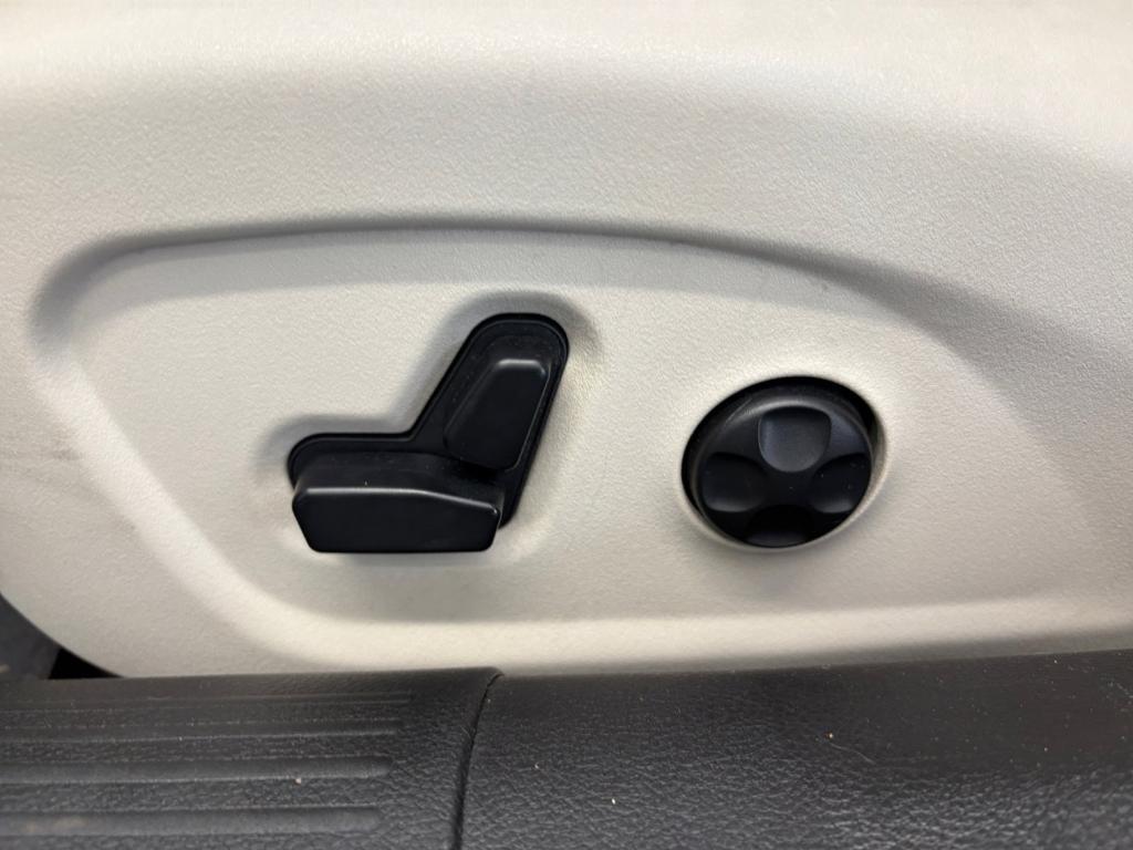 used 2015 Chrysler 200 car, priced at $11,771