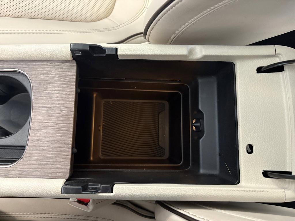 used 2015 Chrysler 200 car, priced at $11,771