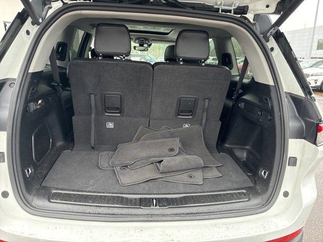 used 2022 Jeep Grand Cherokee L car, priced at $35,990