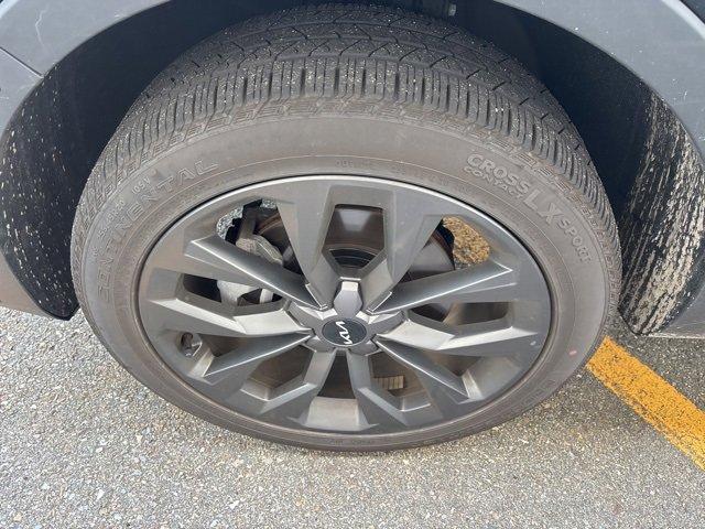used 2023 Kia Sorento car, priced at $35,294