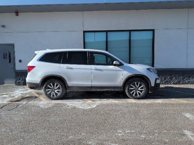 used 2022 Honda Pilot car, priced at $32,990