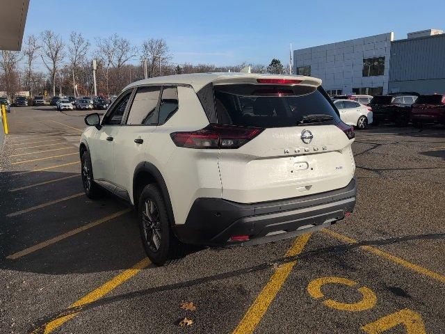 used 2021 Nissan Rogue car, priced at $21,492