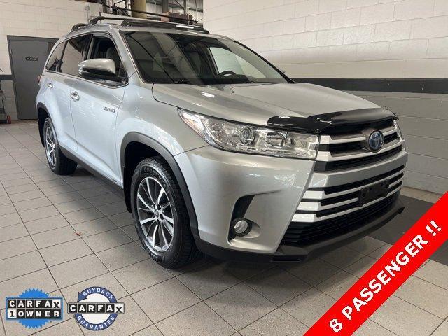 used 2019 Toyota Highlander Hybrid car, priced at $29,956