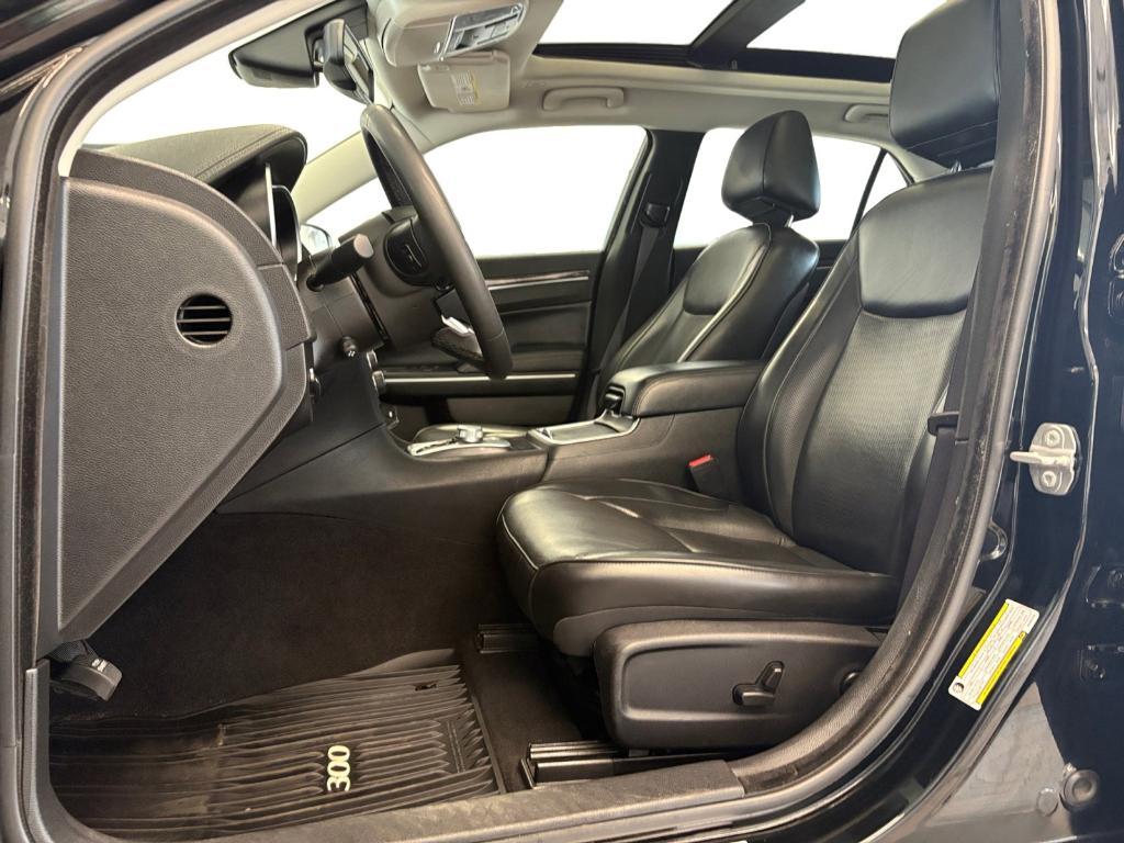 used 2022 Chrysler 300 car, priced at $24,999