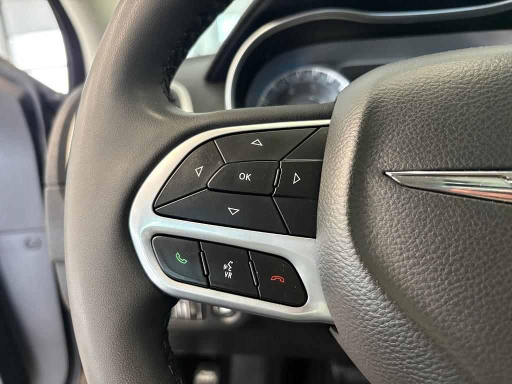 used 2022 Chrysler 300 car, priced at $24,999