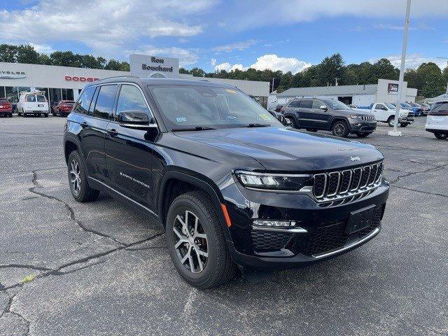 used 2023 Jeep Grand Cherokee car, priced at $31,490