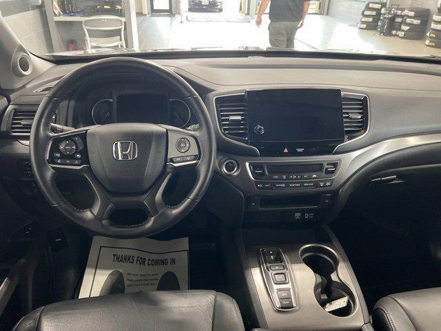 used 2022 Honda Pilot car, priced at $29,995