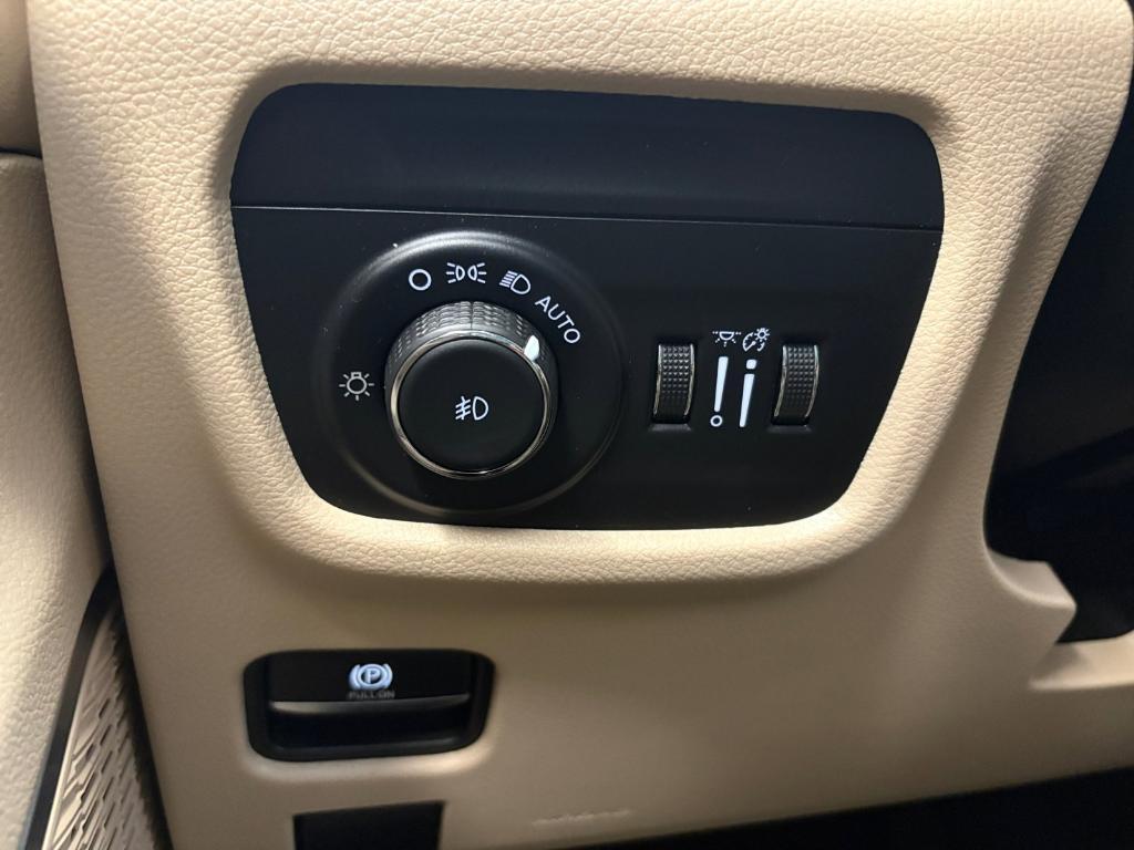 used 2022 Jeep Grand Cherokee L car, priced at $25,999