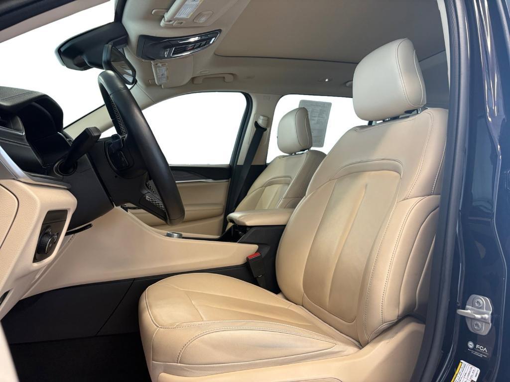 used 2022 Jeep Grand Cherokee L car, priced at $25,999