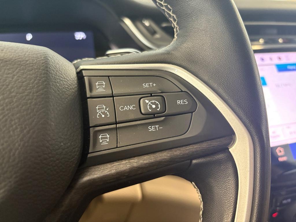 used 2022 Jeep Grand Cherokee L car, priced at $25,999