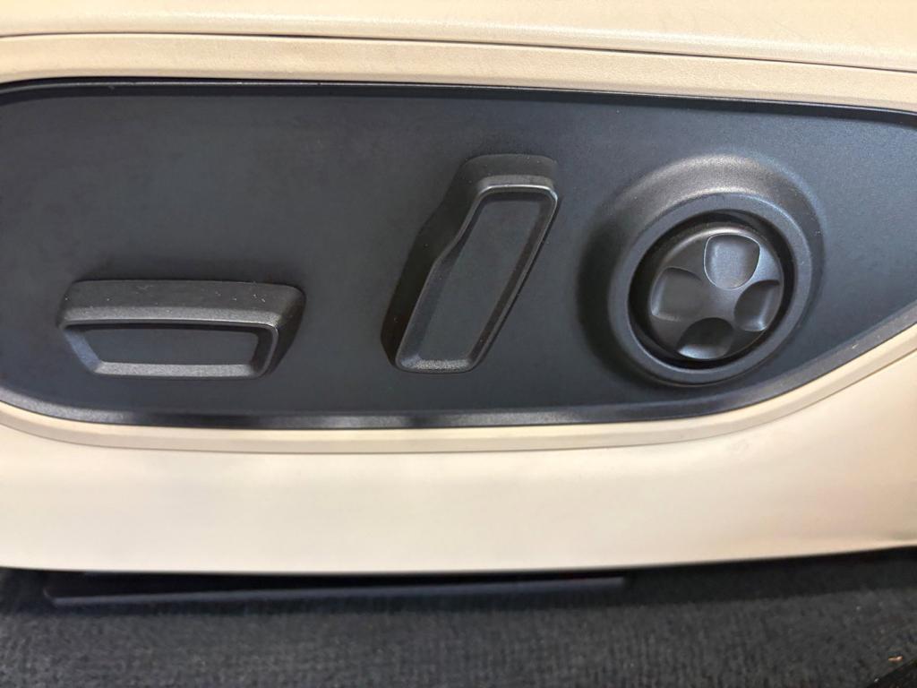 used 2022 Jeep Grand Cherokee L car, priced at $25,999