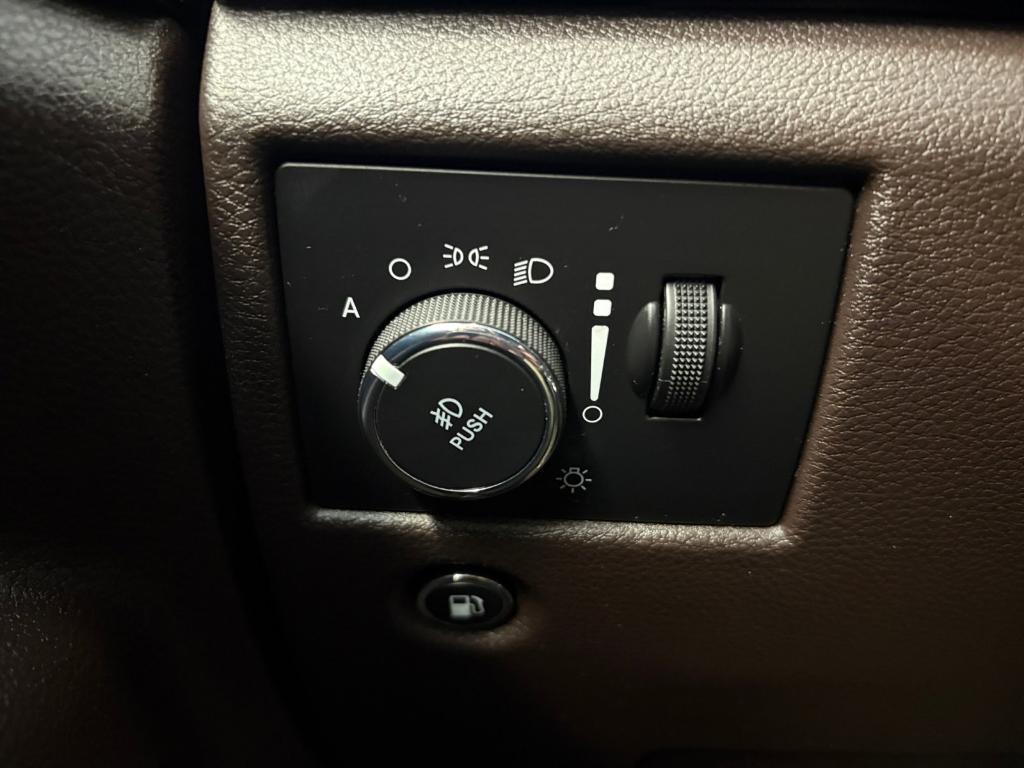 used 2019 Jeep Grand Cherokee car, priced at $20,353